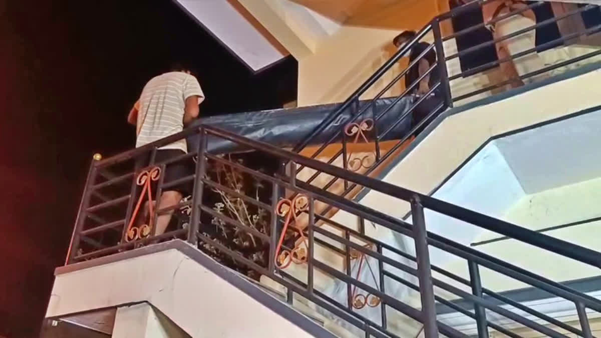 husband-kills-wife-and-kept-her-body-in-suitcase-at-bengaluru