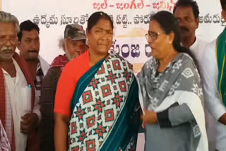 Minister Seethakka Emotional In Her Husband Kunja Ramu Death Anniversary