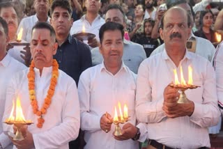 RISHIKESH GANGA AARTI  LOK SABHA ELECTION 2024  ROBERT VADRA  RAHUL PRIYANKA