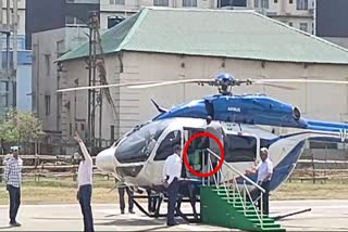BOARDING HELICOPTER  WB CHIEF MINISTER  MAMATA BANERJEE