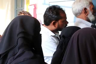 pakistani left India