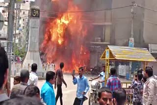 a-fire-broke-out-at-an-electric-bike-shop