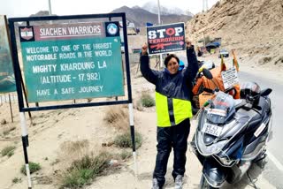 school teacher spread stop terrorism message