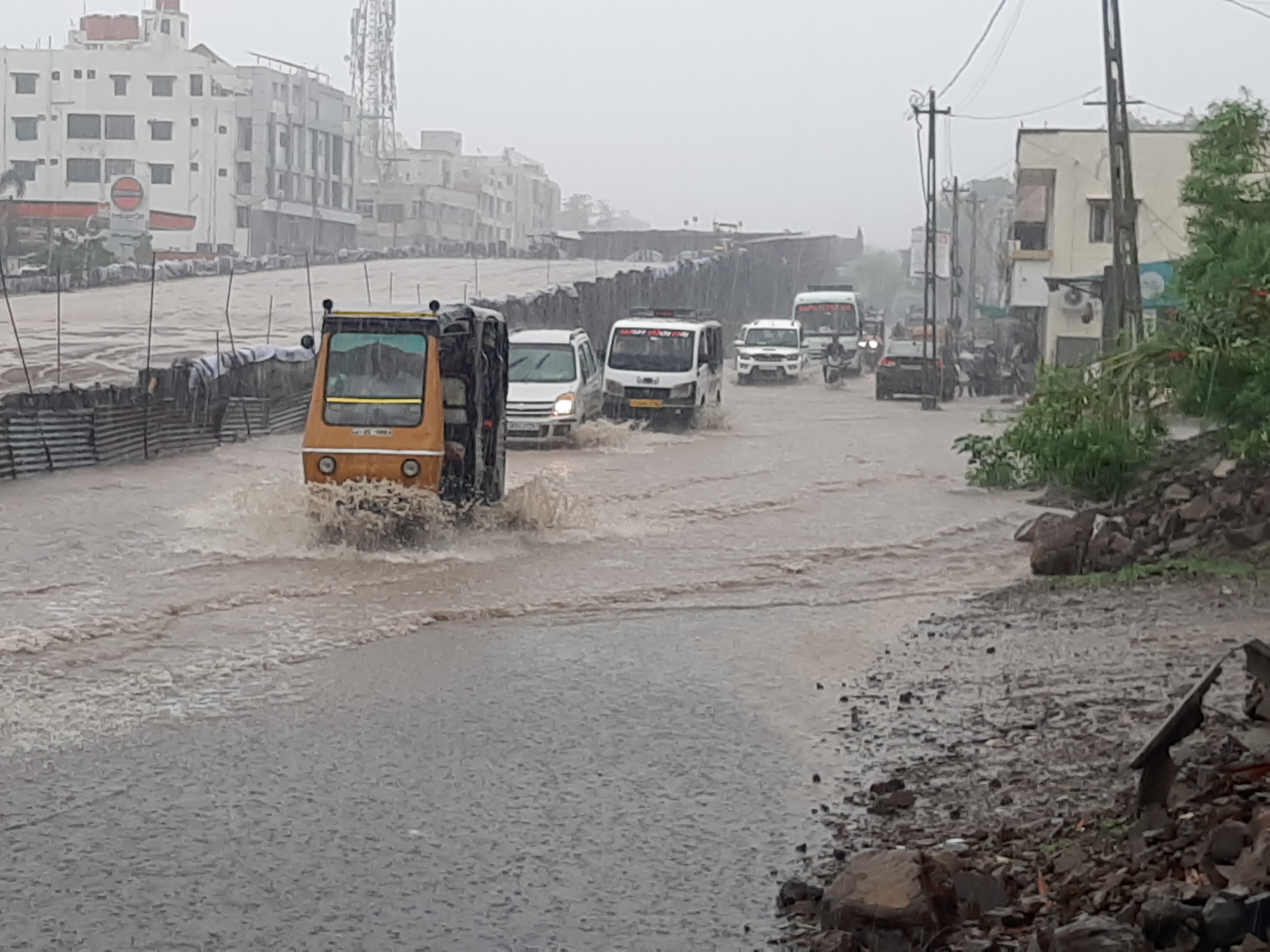 અઢી ઇંચ સુધી નોંધાયો વરસાદ