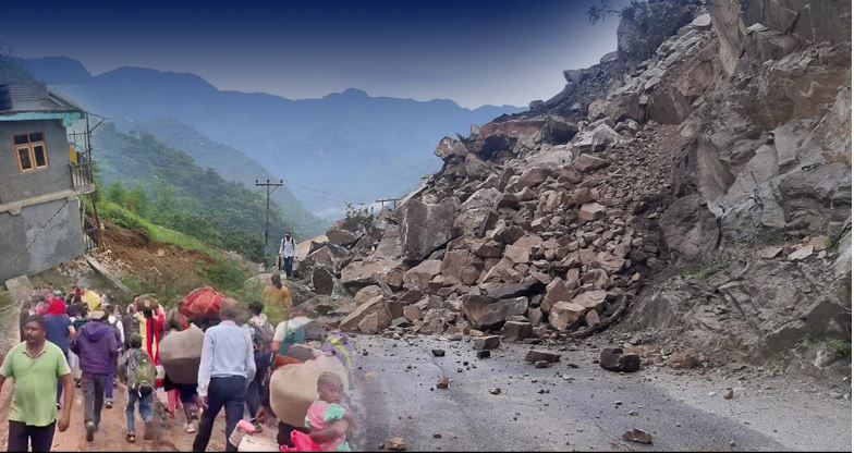 9 dead, over 300 roads blocked as heavy rains wreak havoc in Himachal Pradesh