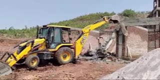 shivpuri bulldozers action