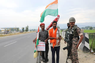 For Amarnath Yatra 2024, Pilgrims From Uttar Pradesh and Madhya Pradesh Reach Kashmir On Foot