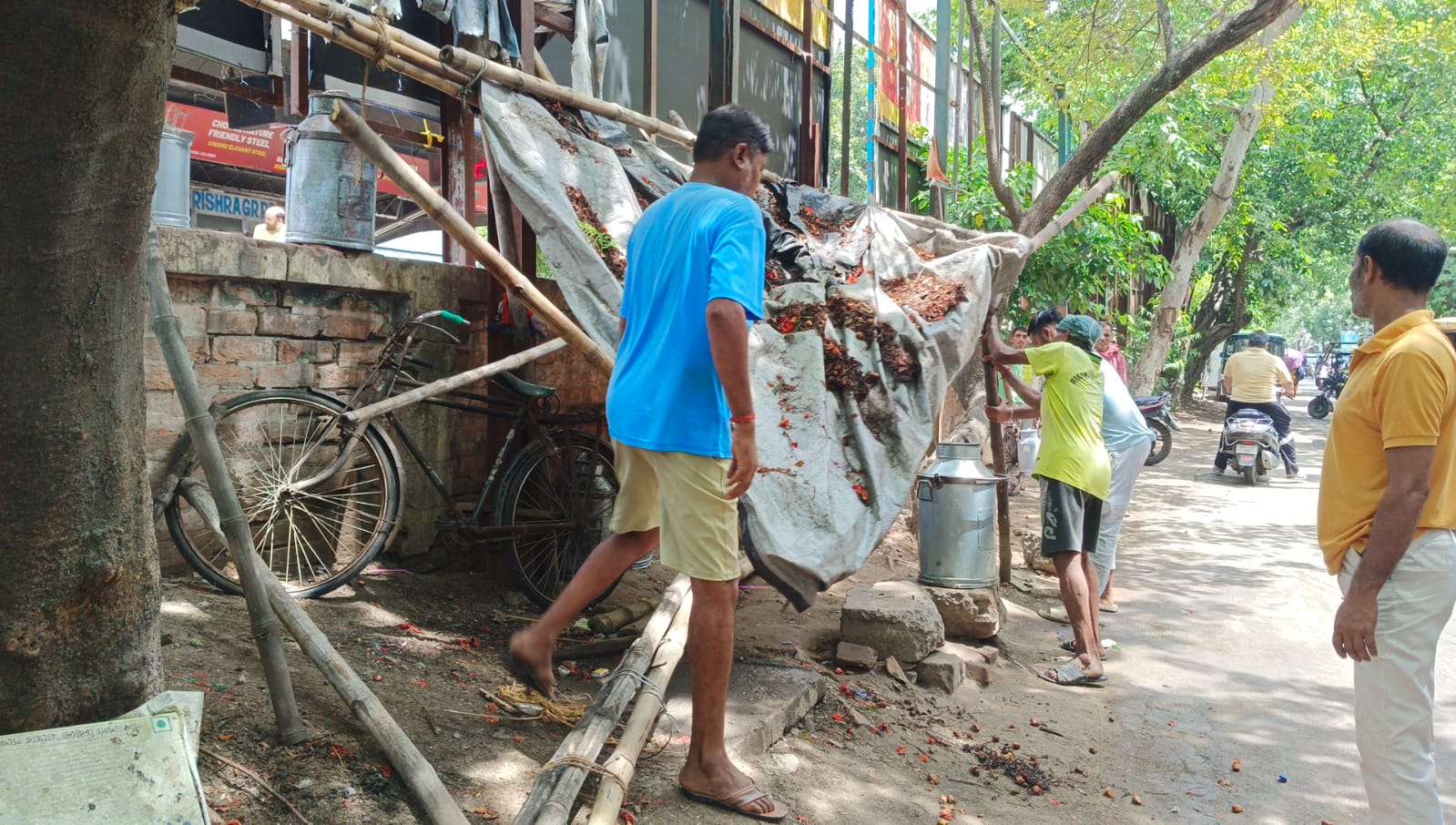 Hawker Eviction in Rishra
