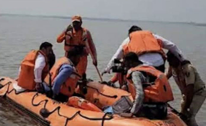 Dnyaneshwar Mauli Palkhi Nira Snan