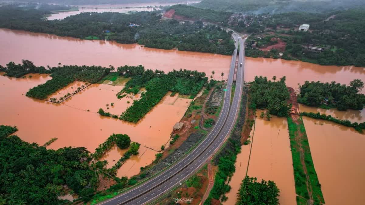 karnataka-rains-cm-siddaramaiah-hold-review-meeting-on-rain