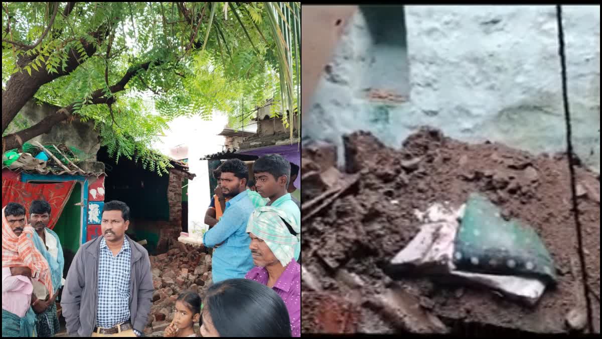 Houses collapsed because of heavy rain