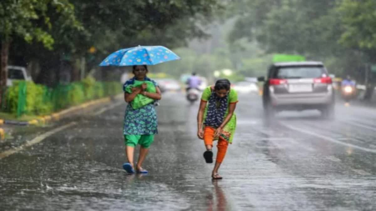 தமிழகம் மற்றும் புதுச்சேரியில் மிதமான மழைக்கு வாய்ப்பு