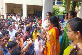 Agitation in Asansol School