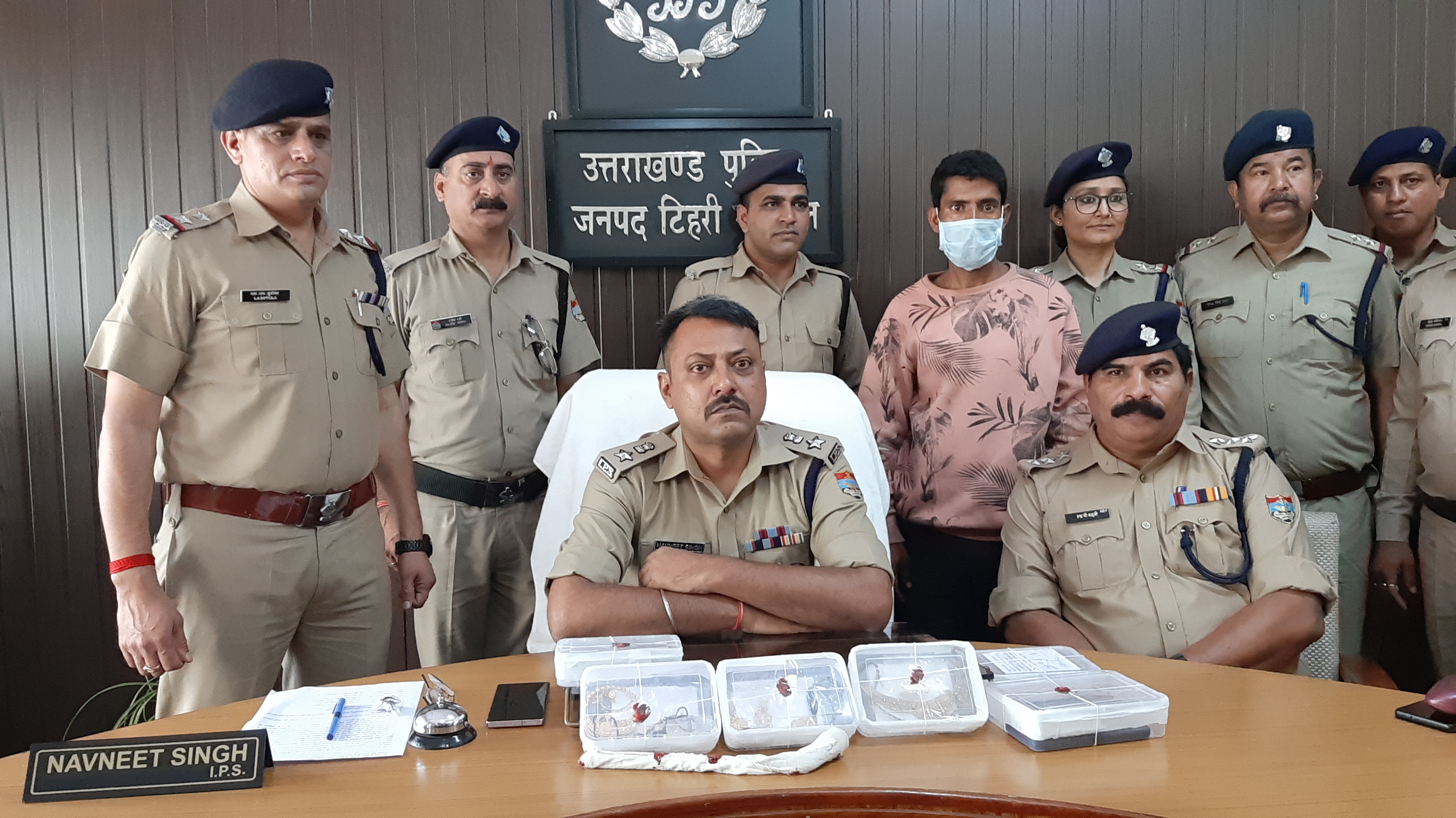 thief arrested in Tehri