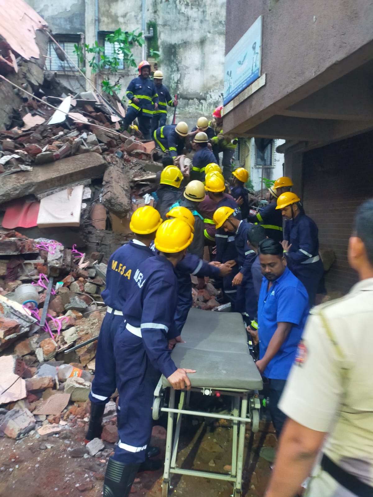 Building Collapse In New Mumbai