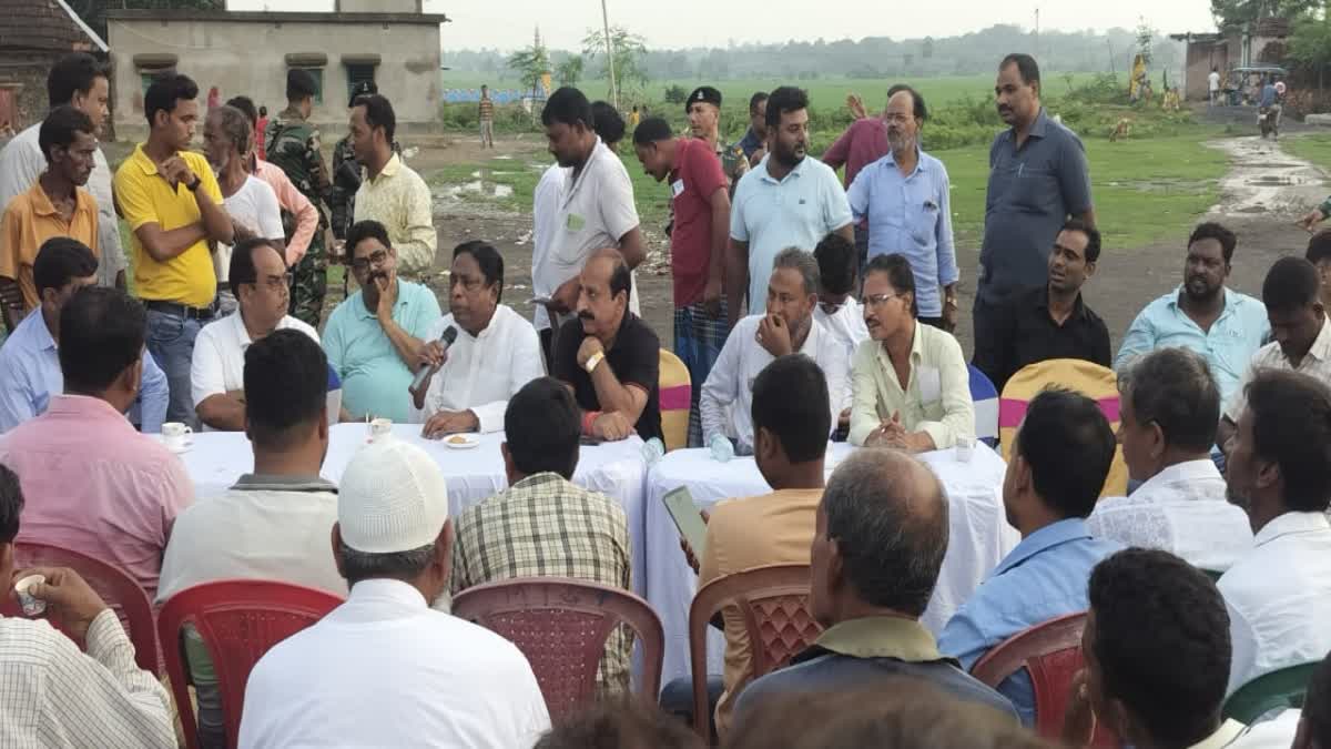 Minister Alamgir Alam visited rural areas in Pakur