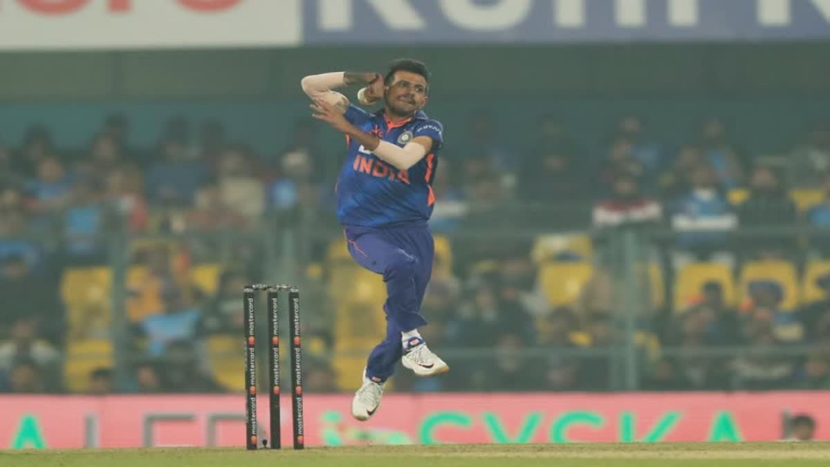 AB de Villiers on Yuzvendra Chahal  AB de Villiers on Yuzvendra Chahal Exclusion  AB de Villiers  Yuzvendra Chahal  Asia Cup 2023 India Squad  Asia Cup 2023  എബി ഡിവില്ലിയേഴ്‌സ്  ഏഷ്യ കപ്പ് 2023  യുസ്‌വേന്ദ്ര ചാഹല്‍