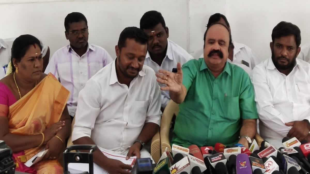 ops-supporter-pugalendhi-pressmeet-in-salem for kodainadu murder theft case