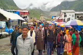 Tirath Priests took Out Rally in Kedarnath Dham