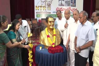 Celebrities_Remembered_late_Chief_Minister_NTR_in_Chennai