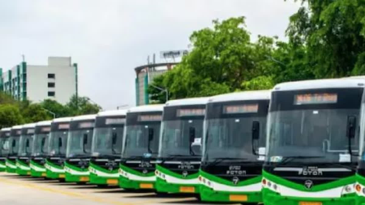 Delhi govt to soon launch mohalla bus scheme