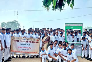 occasion-tourism-day-deoghar-people-made-aware-school-children-concerned-officials