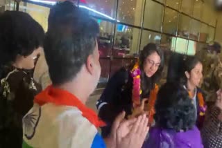 grand welcome to gold medalist smriti mandhana