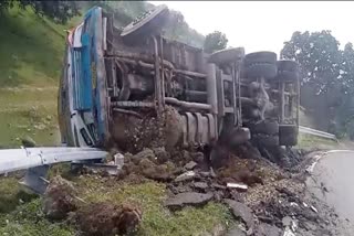 Rewa News truck Accident