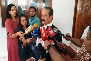 Madhu Case Prosecutor Resignation  Madhu Case Latest Updation  What Happen to Madhu Case Prosecutor  Who is Adv KP Satheesan  Attappadi Madhu Murder Accused  അട്ടപ്പാടി മധു വധക്കേസ് നിലവിലെ സ്ഥിതി  മധു വധക്കേസിലെ പ്രതികള്‍ ആരെല്ലാം  മധു വധക്കേസിൽ സ്പെഷ്യൽ പബ്ലിക്ക് പ്രോസിക്യൂട്ടർ  ആരാണ് അഡ്വ കെ പി സതീശൻ  ഹൈക്കോടതി ജഡ്‌ജിമാര്‍ ആരെല്ലാം