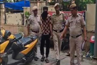 vechile thief arrested in preet vihar