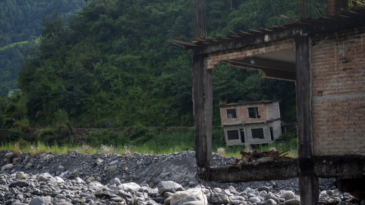 15 Killed After Landslide Struck An Illegal Gold Mine In Indonesia