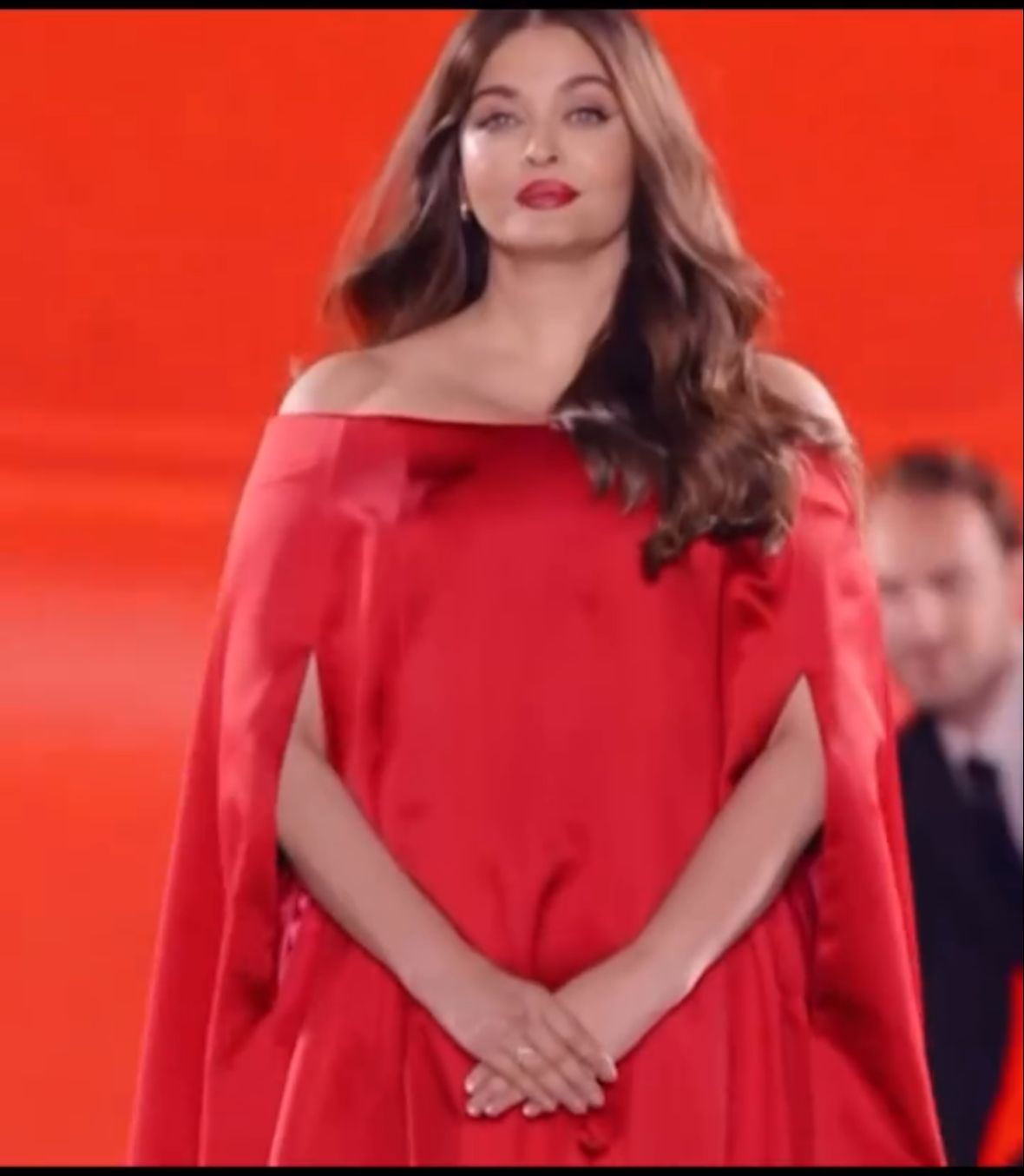 Aishwarya Rai  Paris Fashion Week 2024  ഐശ്വര്യ റായ്  പാരിസ് ഫാഷന്‍ വീക്ക് 2024