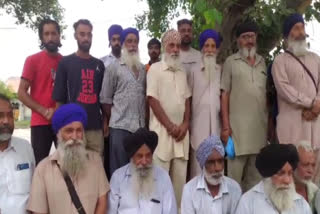 Dadyal village of Garhshankar, the villagers protested against the reservation of the Sarpanch's seat from the general.