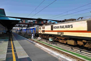 Indian Railways fined by Consumer Court due to train delay