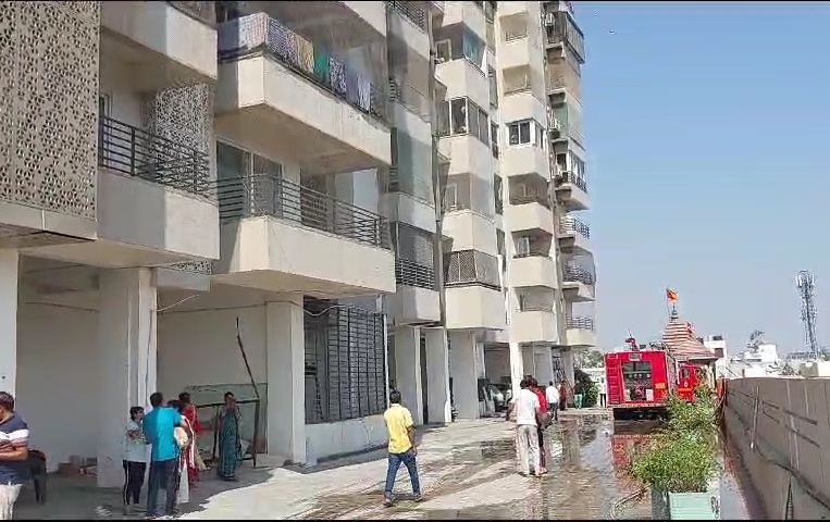 Fire in high rise multi story building in Kota