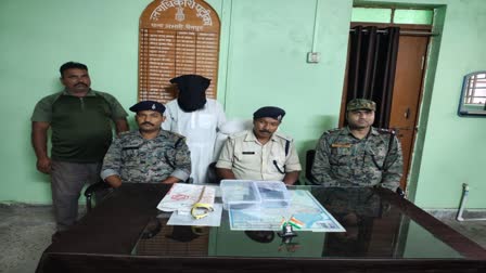 weapons-with-person-recovered-during-police-raid-palamu