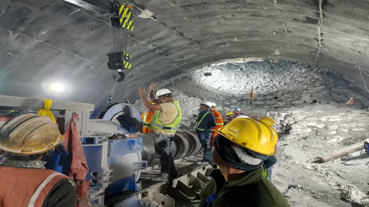 ഉത്തരകാശി ദുരന്തം  Uttarkashi tunnel collapse  Uttarkashi tunnel collapse rescue operation  Uttarkashi tunnel collapse vertical drilling  സിൽക്യാര ദുരന്തം  ഉത്തരാഖണ്ഡ് ദുരന്തം  ഉത്തരാഖണ്ഡ് ദുരന്തം രക്ഷാപ്രവർത്തനം  ഉത്തരകാശി ദുരന്തം വെർട്ടിക്കൽ ഡ്രില്ലിംഗ്  Uttarkashi Silkyara tunnel collapse