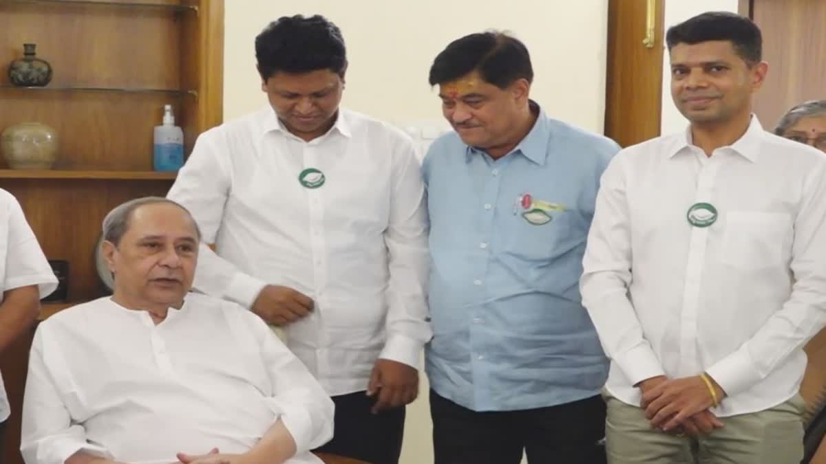 Former IAS officer or PA to CM Naveen formally joins BJD