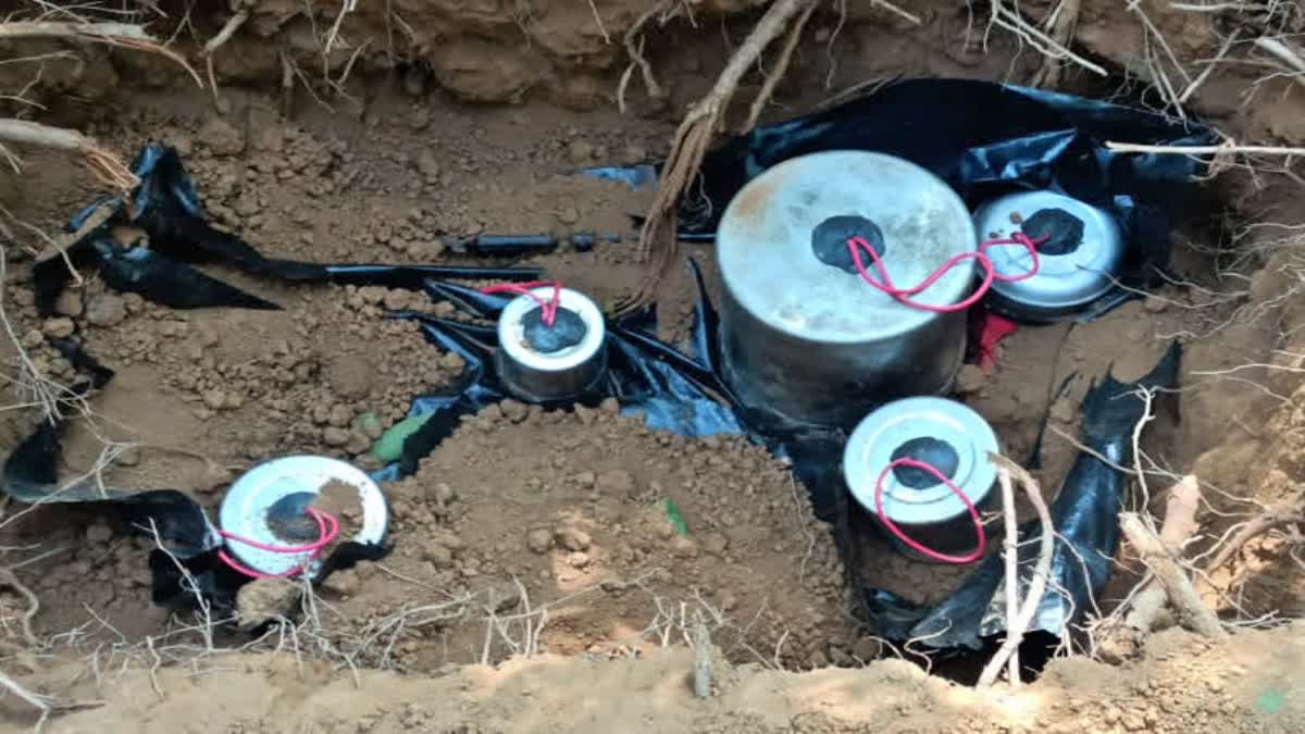 Bombs recovered in Jharkhand