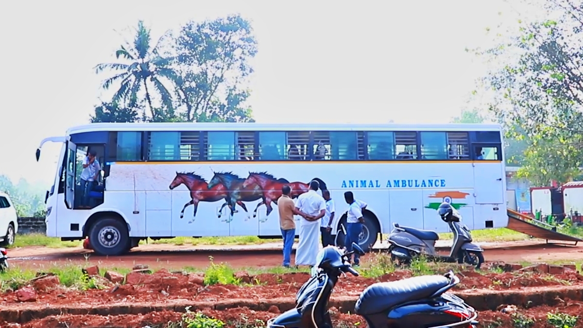 VIGNESH VIJAYAKUMAR  വ്യവസായി വിഘ്നേഷ് വിജയകുമാർ  HORSE RIDING  KERALA TOURISM