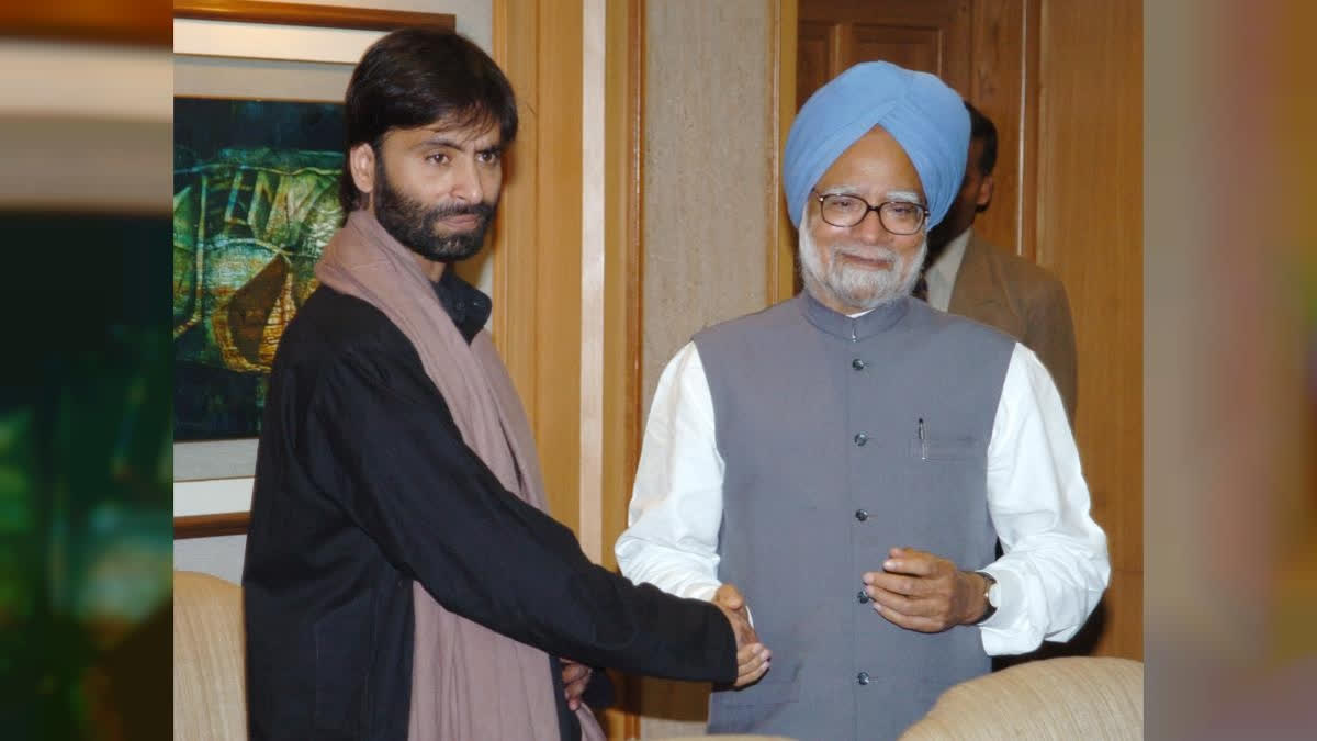 Late PM Dr Manmohan Singh with jailed JKLF separatist leader Yasin Malik on 2006.