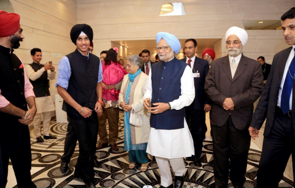 former-pm-dr-manmohan-singh-had-a-special-bond-with-uttarakhand-because-of-tau-gopal-singh-kohli