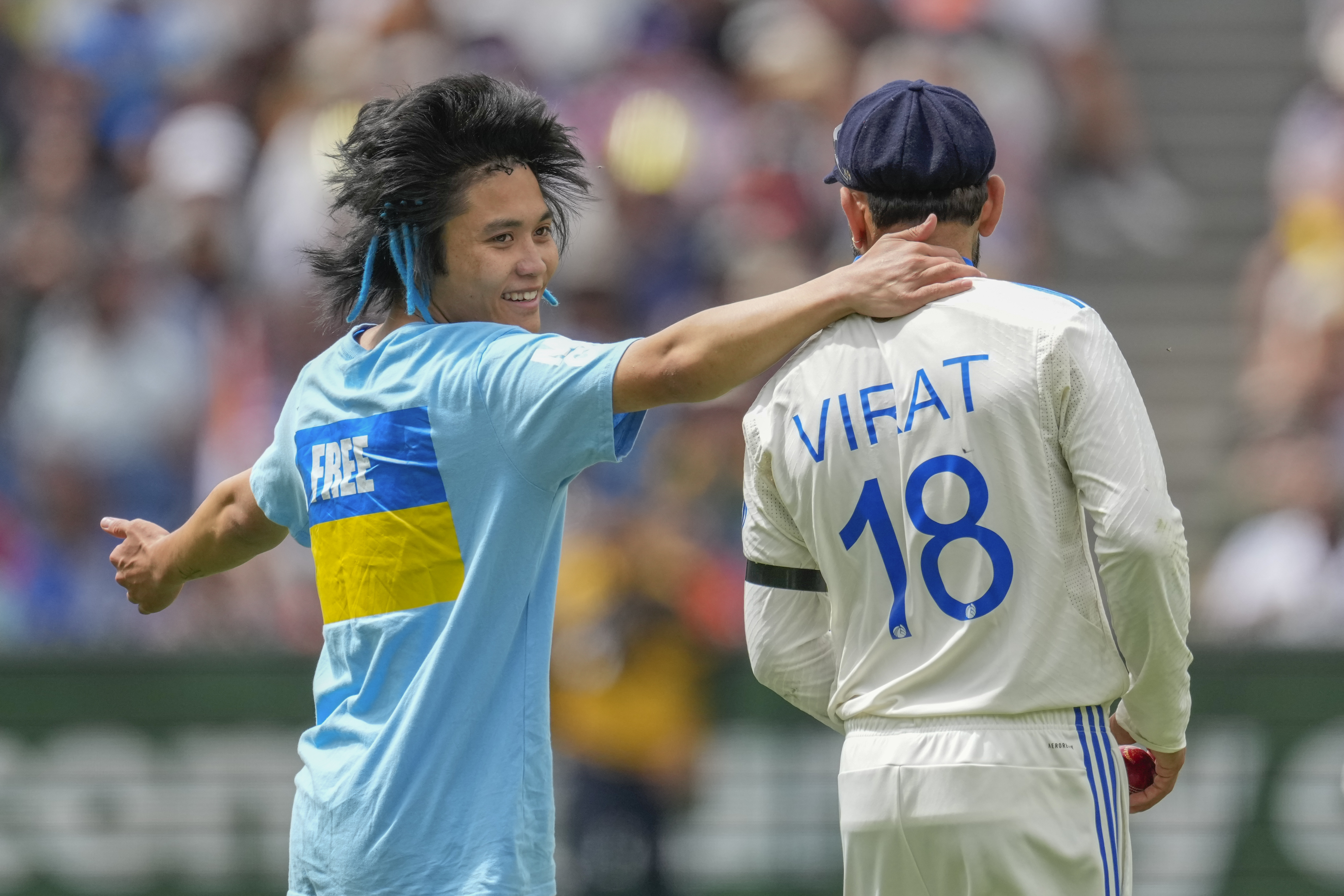 Virat Kohli security lapse at Melbourne