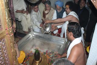 Former Prime Minister Manmohan Singh Memories Fond of Banaras was First PM Who Performed Ganga Aarti