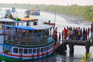 SUNDARBAN TOURISTS