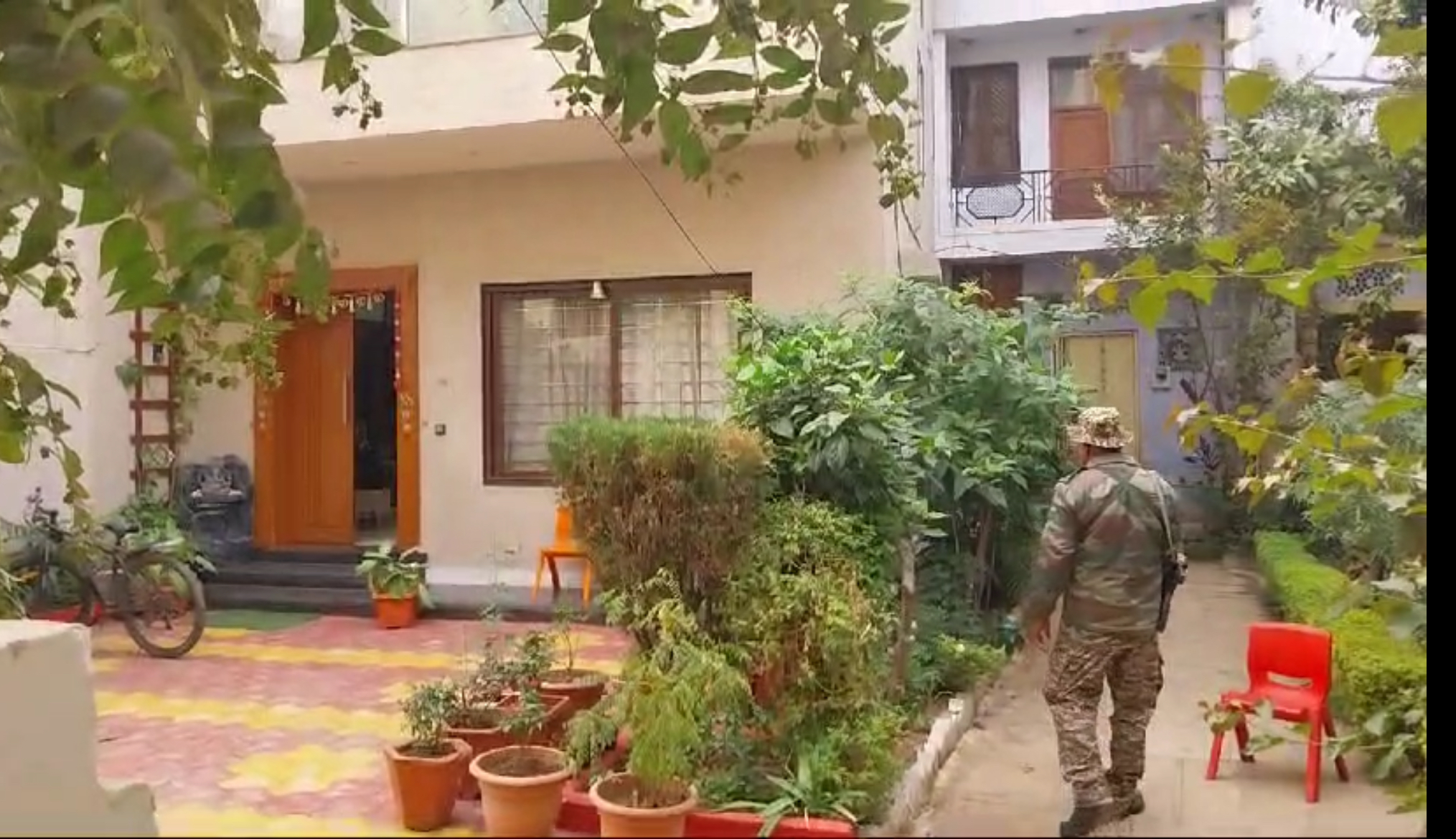 ED RAID SAURABH SHARMA HOUSES