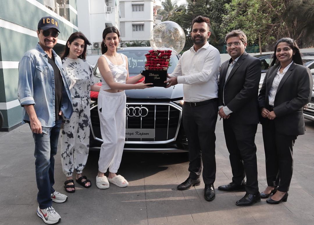 Shanaya Kapoor buys luxury car