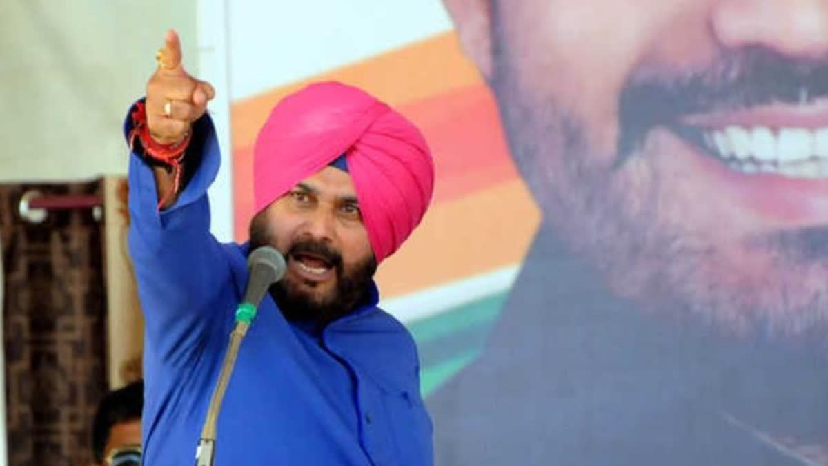 Navjot Sidhu's poetic tweet sparked a political uproar, saying indirect comenting on raja warring