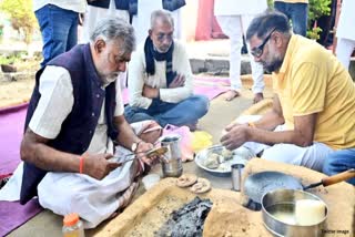 Prahlad Patel Made Roti