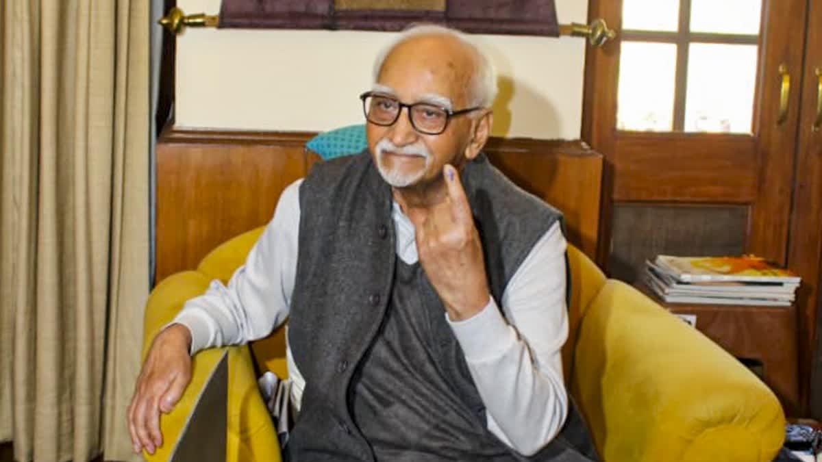 Ex-vice President Hamid Ansari Casts Vote Via 'Vote From Home' Facility for Delhi assembly elections